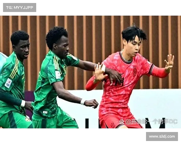 点球决胜：足球赛场上的最后一击与心理博弈