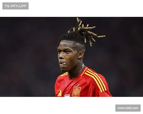 热刺曾联系卡萨多转会事宜 但球员无意离开巴萨