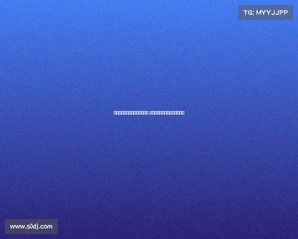 赫伊森在俱乐部门口停留十分钟 为小球迷签名互动引发热烈反响